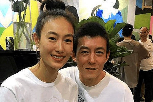 Ӧ�ɶ��¹�ϣ����ʷ ����Ʒ������С��ϲ����Ů��