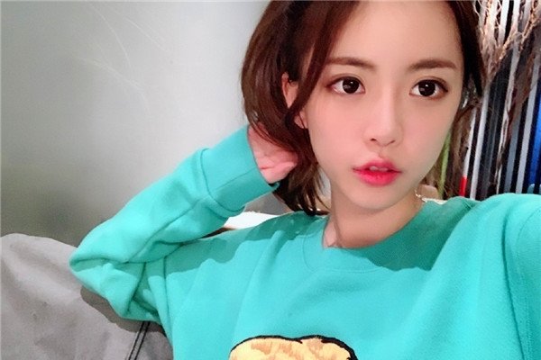 周淑怡和王校长交往过 是被玩了一个月被甩了嘛