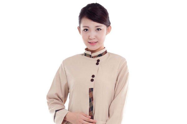 菲佣提供服务 给钱办事怎么会没地位