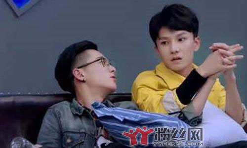 ������������ӹ������ۺ컭�� ��ȡ����ʲô�����ƺ������Ǽ�