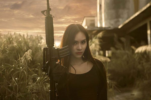 音乐学院野战门完整图 校园内玩低俗炒作跌破眼球