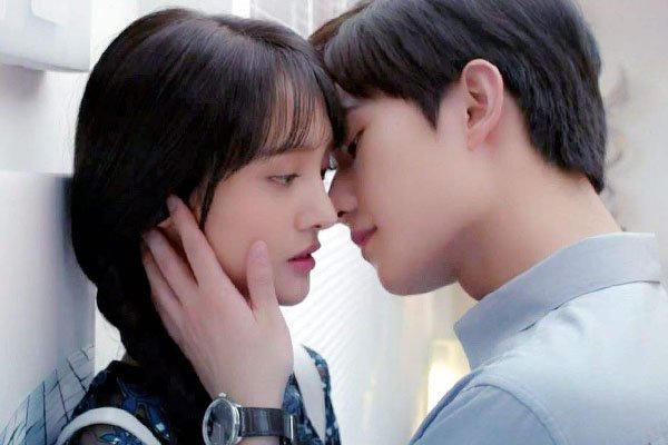 ����֣ˬ�������ϵ�� ֣ˬ��ʾ��ϲ���з�����������