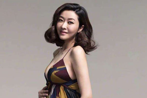 熊黛林的老公是谁 郭可颂有钱吗媒体一直说熊黛林喜欢钱