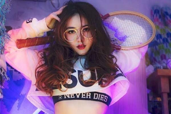 17껷ھƹ СھӰƬй¼
