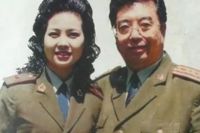˫뽯ӢĹ¿󳹵 һƽ˫