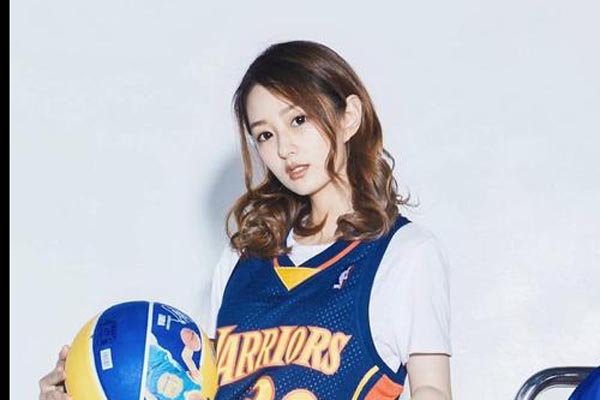 ��ѶnbaŮ����С��ȥ������ С�ߴ�ְԭ����ʲô��