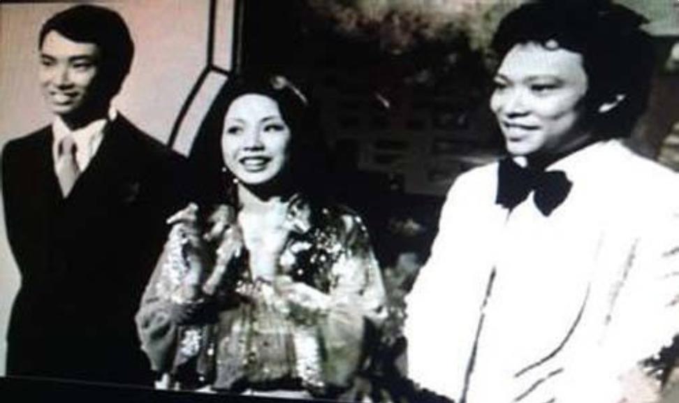 �ձ�����ǧ�ݺͷ���������ж����,�з����������Ȣ ���˹�ϵ��Ŀǰ���