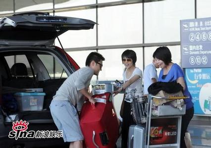 ��Сΰ��л��ԲԲ����֮�� ���ֵ�ԭ�򣺸�ԲԲ����Сΰ���