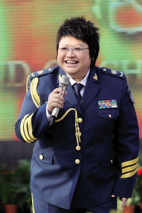 ����һ����Ա��ʲô������� �����������������ÿ�¶���Ǯ