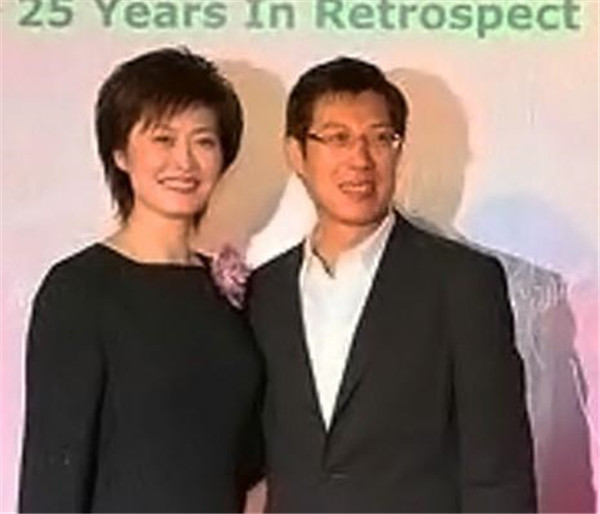 王宁女主持人简介 中央台男主持人王宁的老婆刘春燕