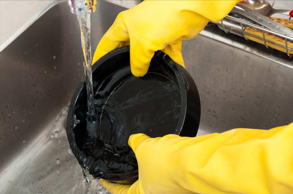 ǧ��Ҫ���̻Ҹ��ﵹˮ �����飺�̻Ҹ���Ϊʲô���ܵ�ˮ