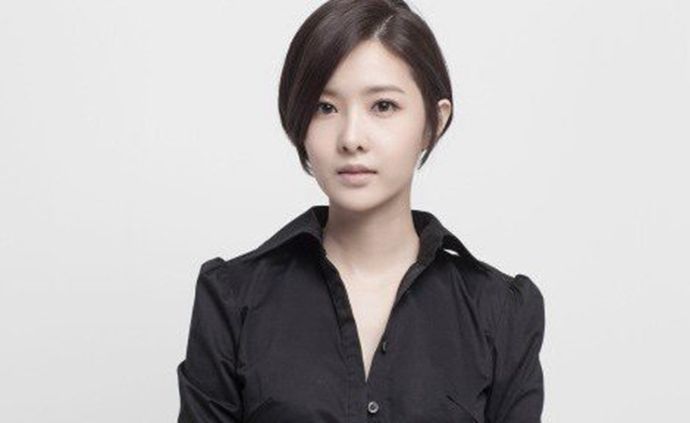 ������¼��е�ͼƬ �����ҽ𹳺ͺ�������ʲô��˼