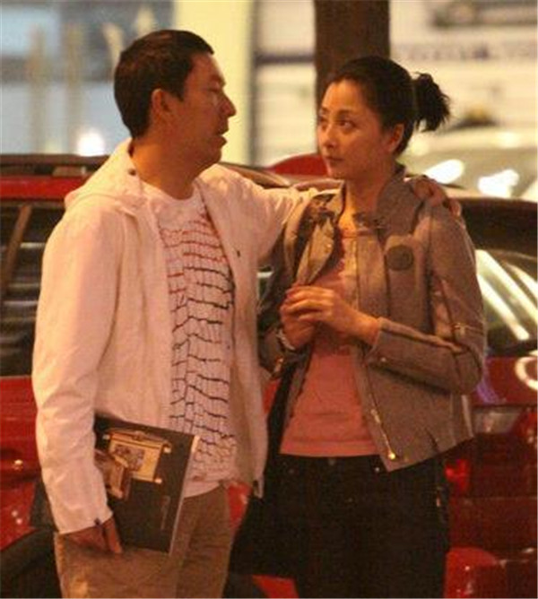 殷桃的三任丈夫 几次失败恋情:殷桃现任丈夫李金羽个人资料