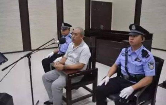 �������Ƕ�����,�����ѵ��������� �߳��°����������