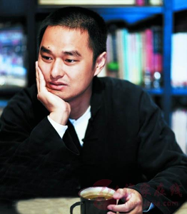 ���Ƹ������ϼ�� ������˭�����ƺͲ�ʲô��ϵ