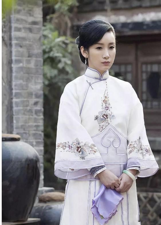 �Ѹ���ǰ�ǷǶ��ǵ���� ���Ѻ����򣺹Ѹ���ǰ�ǷǶ����һ��Ӧ����ʲô