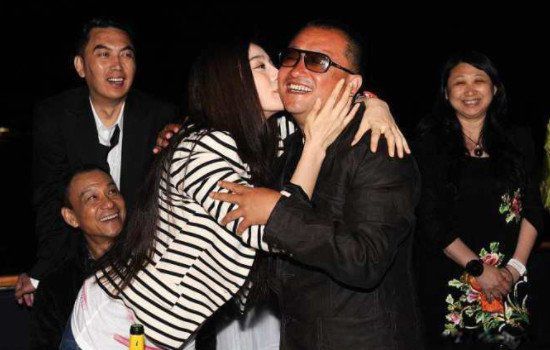 范冰冰19岁消失一年生范丞丞 私生子?洪金宝儿子和范丞丞真像