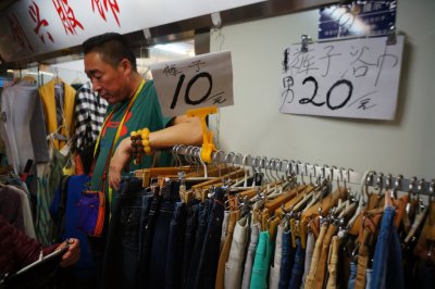 上海哪里买衣服便宜又好看 上海性价比高的买衣服的地方