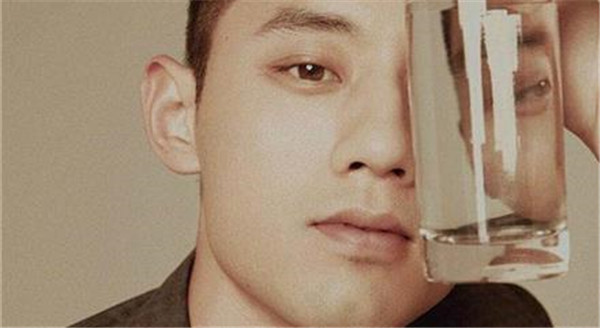 ����ĺ��������˭���� �ͽ��������ˣ������ְֱ���������