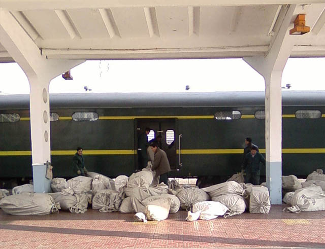 ��Ѻ��Ա��ʲô���� ��ʵ�������ʣ���Ѻ��Աһ���¶���Ǯ