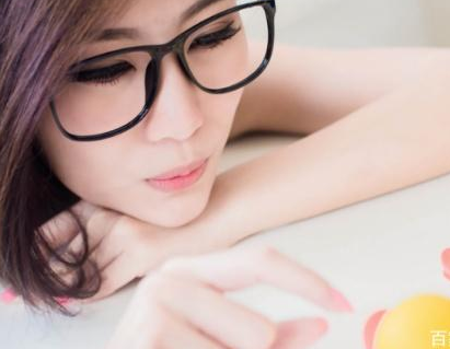 ��ǰ�޼���,���Ǻ��Ķ� ����������ǰ�޼�һ��Ҫһ��