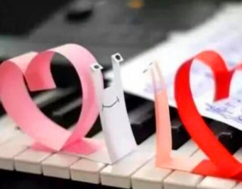 妇女节送妈妈什么礼物好手工简单 孩子的手工礼物能让她高兴很久