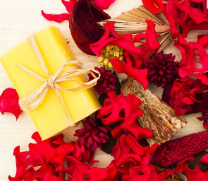 妇女节送妈妈什么礼物好手工简单 孩子的手工礼物能让她高兴很久