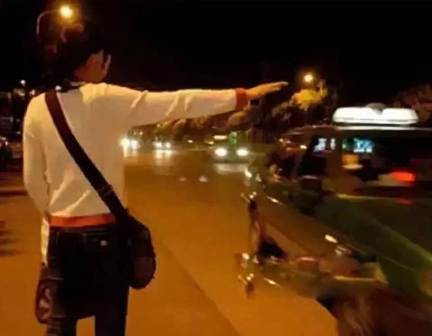 ֣�ݿս�������������� ��ĳ�����������Ƭ