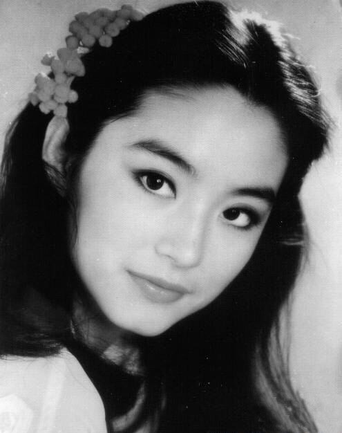 ��������ʲô���� ���ã��������۵�Ů���Ը������