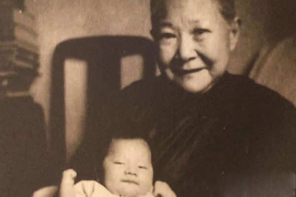 曹可凡为什么不被尊重 显赫家世:曹可凡什么来头