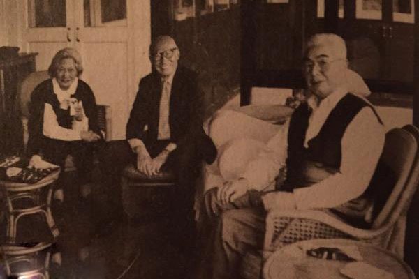 曹可凡为什么不被尊重 显赫家世:曹可凡什么来头