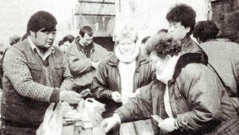 ��ү������Ϊʲô������ ��үС˵���߰��Լ�����д��ȥ��ץ