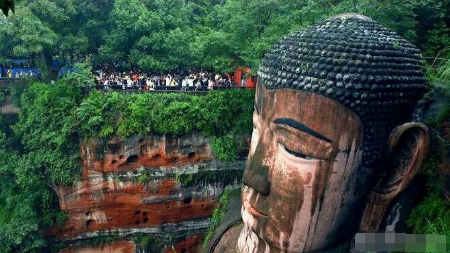 ��ɽ�������¼����� ����ۣ���ɽ���4�α���ÿ�ζ��д��·���