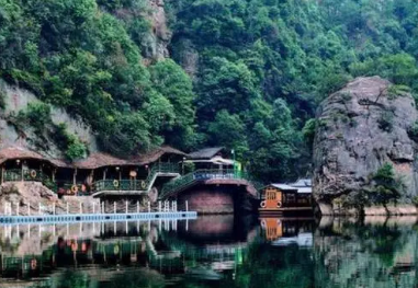 ������������ξ���һ���� �ſ����ĺ���ľ�������Щ