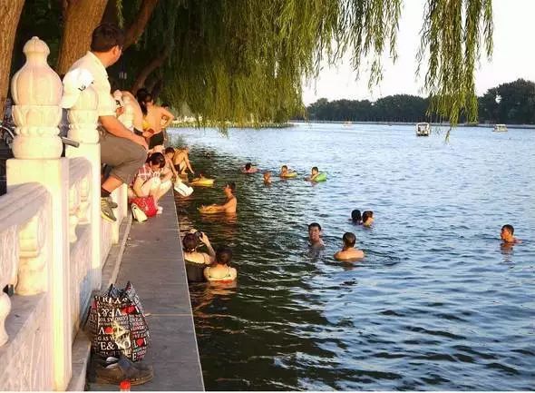 ����������Ů��Ư�����к�˧��ô˵ �������Ŀ�ͷ����Ҫ����Щ