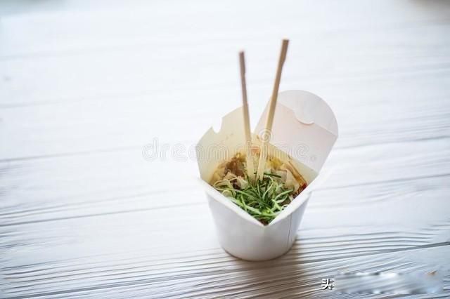 ���ߵϿ�����Ů������ Ů��ר��̩������ʲô��˼