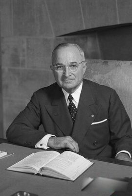 美国总统历任总统名单 从第一任到第四十五任总统