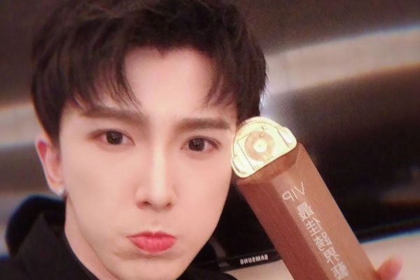 �����ݺ���ʮ��Ϊʲô���� �����ݺ;���180���������