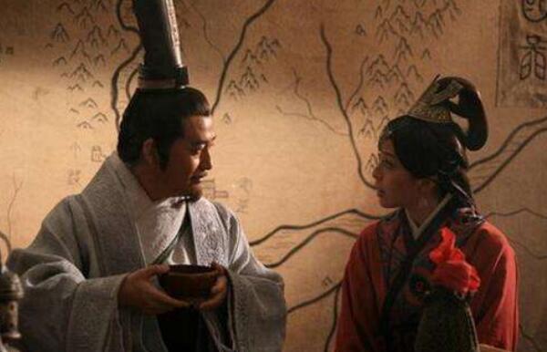 白起到底是谁的儿子 大秦帝国白起确实是商鞅之子