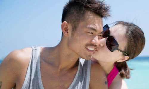 �ֵ�һҹ�˸�����ʲô�� ������ã�������һ���Ϻü���