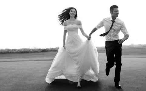 �ֵ�һҹ�˸�����ʲô�� ������ã�������һ���Ϻü���