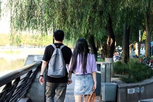 �ɶ��������¼�ʼĩ ����Ů�ӣ������ž�ֹ��������