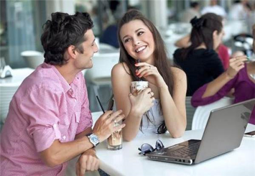 �ѻ�Ů�˰����ѻ����˵����ı��� �ѻ�Ů�˶���ľ��ְ�ʾ