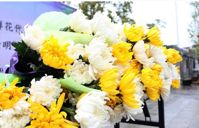 上海路边烧纸钱行不行 为什么要在马路边烧纸钱呢