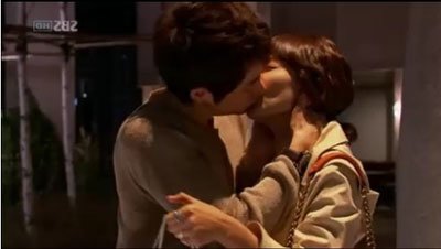 朴施厚金素妍大婚? 绯闻:朴施厚和金素妍什么关系