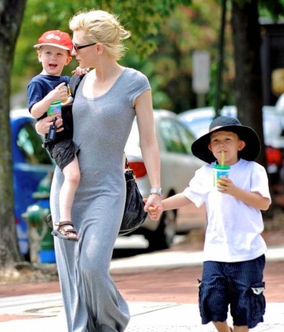 ���ز������ظ�������ͼƬ ��ħ�����Ϲ��Ǿ����Ұ���³�� ���ն�