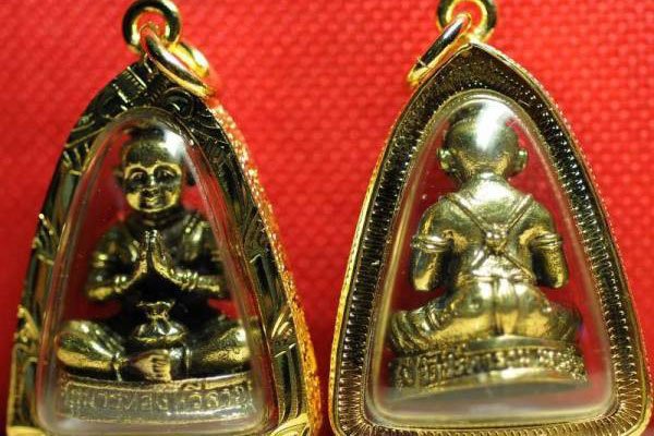 泰国古曼童是真的吗 吃东西的视频怎么回事