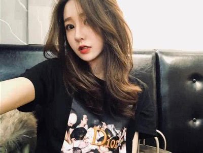 抖音女网红跳舞真空图片 舞蹈性感魅力动作一夜爆红