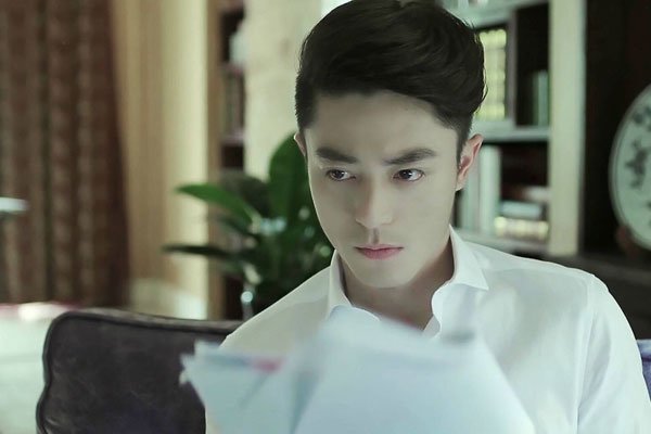 张馨予黑资料八卦 床照事件:张馨予和吴卓羲的合影怎么回事