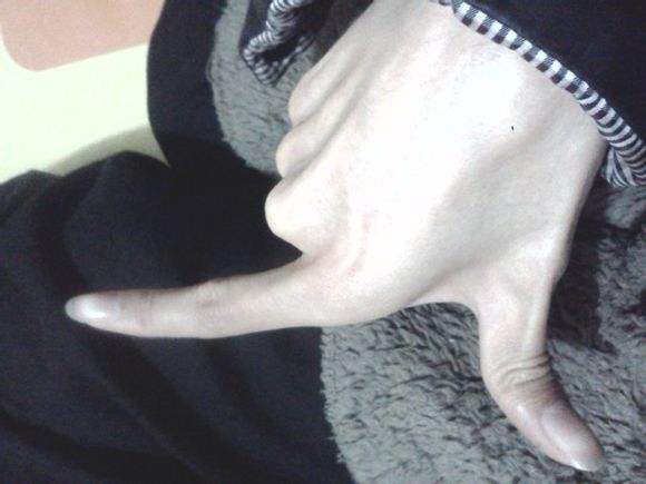 压枪是什么意思网络语言 很丢人:男生压枪真的很难受吗